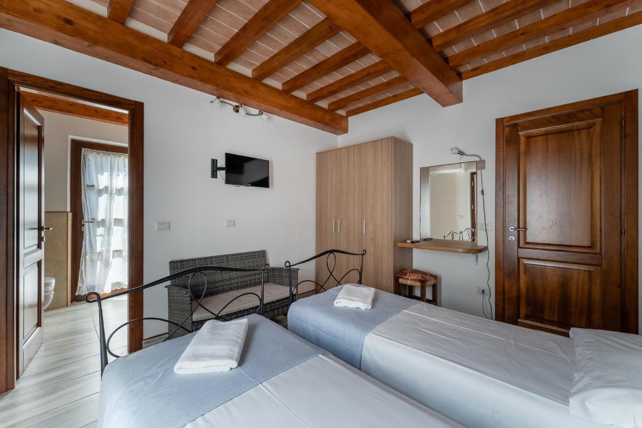 Hotel Delfino Procchio  Εξωτερικό φωτογραφία