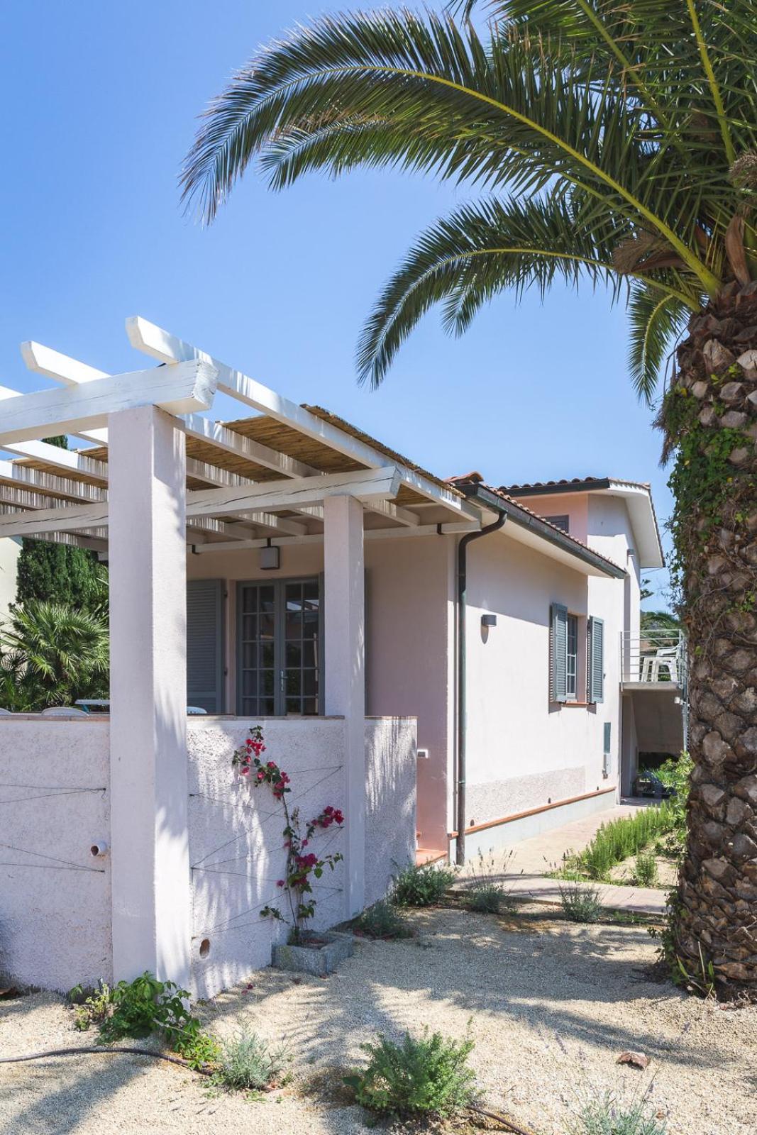 Hotel Delfino Procchio  Εξωτερικό φωτογραφία